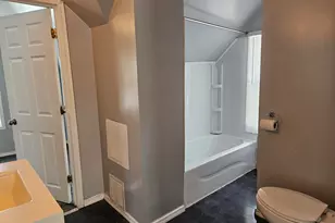 1002 Hazard Ave, Kalamazoo, MI 49048 - Photo 13