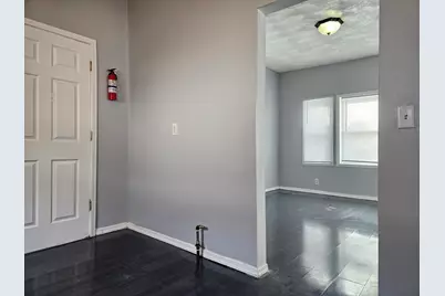 1002 Hazard Avenue, Kalamazoo, MI 49048 - Photo 3