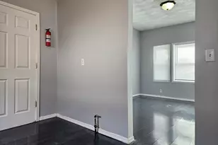 1002 Hazard Ave, Kalamazoo, MI 49048 - Photo 3