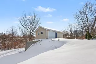 4964 Laurelwood Dr, Hudsonville, MI 49426 - Photo 3