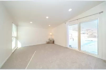 442 N Dobson Street, Westland, MI 48185 - Photo 9