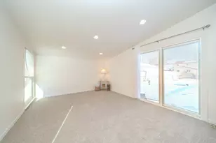 442 N Dobson St, Westland, MI 48185 - Photo 9