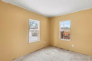 2304 Dyson St, Muskegon Heights, MI 49444 - Photo 13