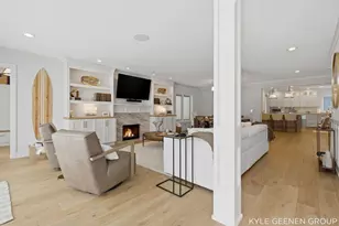 555 Locust Ave, Holland, MI 49423 - Photo 25