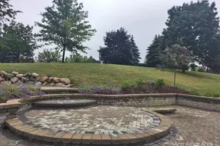 1635 Weatherstone Dr, Ann Arbor, MI 48108 - Photo 21