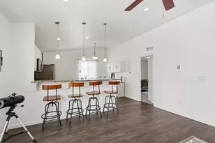 1734 Burr Pond Ln, Vicksburg, MI 49097 - Photo 9