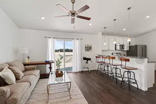 1734 Burr Pond Ln, Vicksburg, MI 49097 - Photo 5