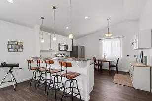 1734 Burr Pond Ln, Vicksburg, MI 49097 - Photo 11