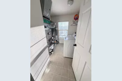 23493 Williamsburg Circle, Woodhaven, MI 48183 - Photo 27