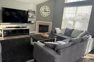 23493 Williamsburg Cir, Woodhaven, MI 48183 - Photo 13