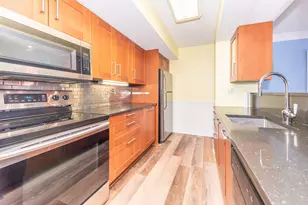 2407 Packard 43E St, Ann Arbor, MI 48104 - Photo 5