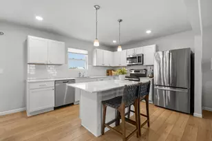 48270 Silver Oaks Blvd, Mattawan, MI 49071 - Photo 9