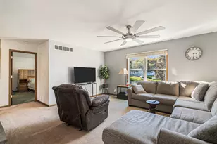 1021 Orchard Ave, South Haven, MI 49090 - Photo 5