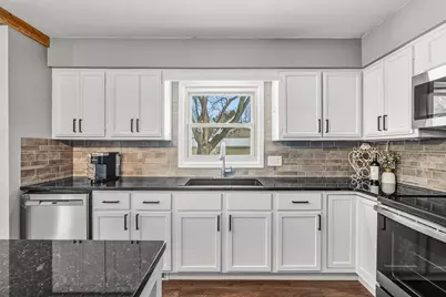 1112 Woodview Drive, Portage, MI 49024 - Photo 13