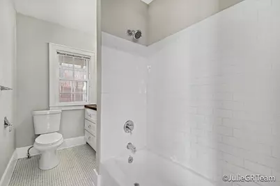 2026 Francis Avenue SE, Grand Rapids, MI 49507 - Photo 19