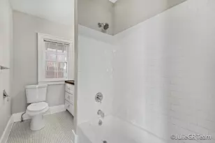 2026 Francis Ave SE, Grand Rapids, MI 49507 - Photo 19