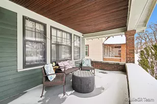 2026 Francis Ave SE, Grand Rapids, MI 49507 - Photo 3