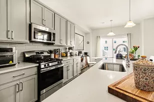 2204 Mill Ln, Saline, MI 48176 - Photo 5