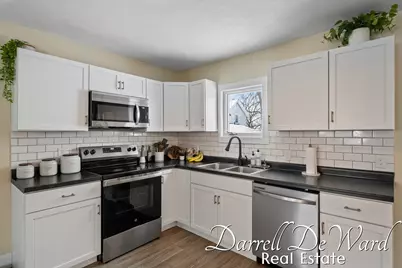 128 E Grand Street, Hastings, MI 49058 - Photo 3