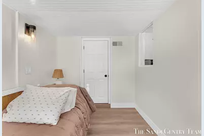 224 S Griffin Street, Grand Haven, MI 49417 - Photo 13