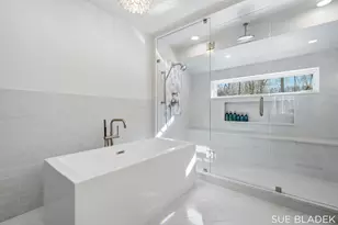 6380 Hidden Pond Dr, Holland, MI 49423 - Photo 49