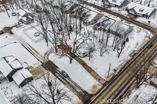 112 E 40th St, Holland, MI 49423 - Photo 55