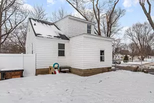 112 E 40th St, Holland, MI 49423 - Photo 47