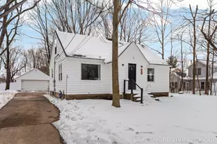 112 E 40th St, Holland, MI 49423 - Photo 5