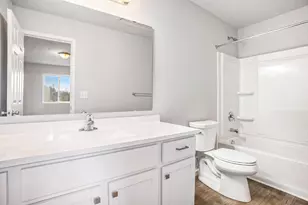 1097 Vertex Cir, Kalamazoo, MI 49009 - Photo 17