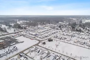 6634 N Square Ln, Rockford, MI 49341 - Photo 47