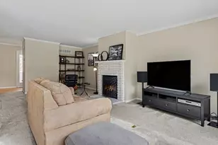2176 Overlook Ct, Ann Arbor, MI 48103 - Photo 3