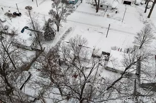 2052 Woodward St, Muskegon, MI 49442 - Photo 45