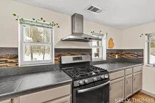 2052 Woodward St, Muskegon, MI 49442 - Photo 5