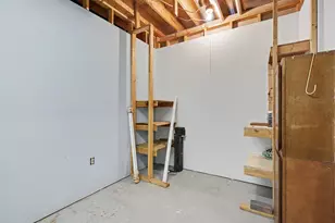 8205 N 30th St, Richland, MI 49083 - Photo 17