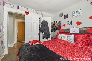 1737 Madison Ave SE, Grand Rapids, MI 49507 - Photo 11