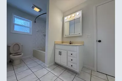 210 N Queen Street, Nashville, MI 49073 - Photo 17