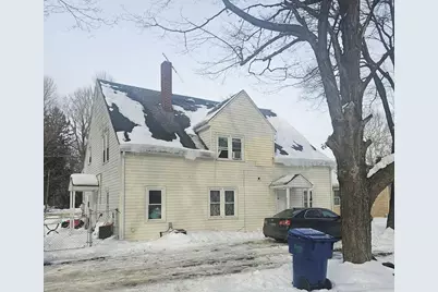 1636 E Britain Avenue, Benton Harbor, MI 49022 - Photo 3