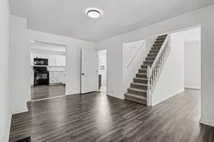 412 Oak St, Dowagiac, MI 49047 - Photo 3