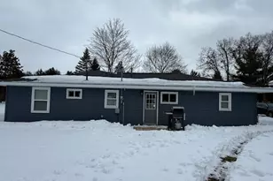 495 S Maple Island Rd, Muskegon, MI 49442 - Photo 7