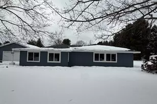 495 S Maple Island Rd, Muskegon, MI 49442 - Photo 7