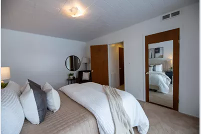 8300 E Jefferson Avenue #104, Detroit, MI 48209 - Photo 9