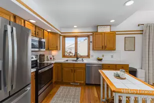 7000 Camelback Dr NE, Rockford, MI 49341 - Photo 7