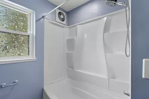 2030 Paddington Rd, Kalamazoo, MI 49001 - Photo 17