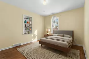 2030 Paddington Rd, Kalamazoo, MI 49001 - Photo 13