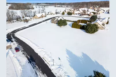 561 Wittenberg Path, Saint Joseph, MI 49085 - Photo 11