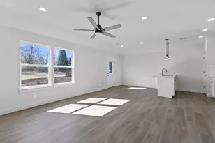 2510 Clinton Way, Jackson, MI 49201 - Photo 11