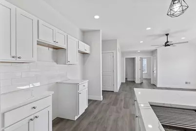 2510 Clinton Way, Jackson, MI 49201 - Photo 7