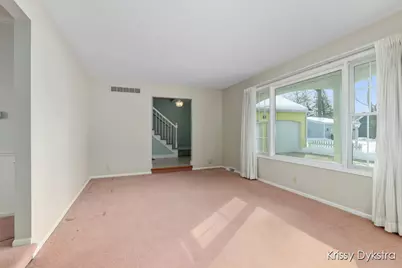 699 Brookfield Drive, Holland, MI 49423 - Photo 7