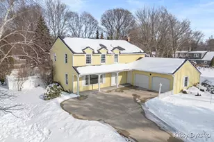 699 Brookfield Dr, Holland, MI 49423 - Photo 41