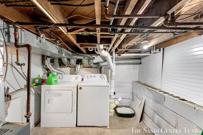 1949 Letart Avenue, Muskegon, MI 49441 - Photo 25